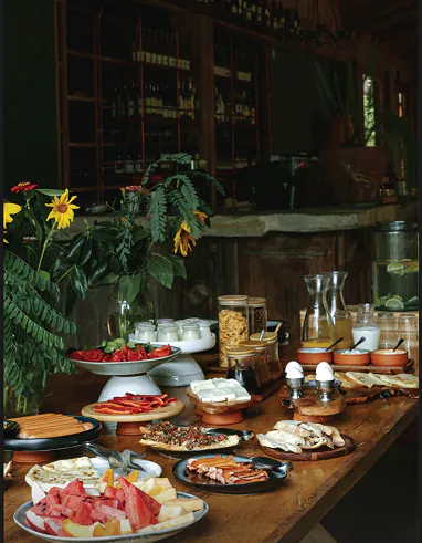 This is a place where slow food meets soulful ambiance — ideal for private celebrations, wine evenings, or gatherings that deserve something special.